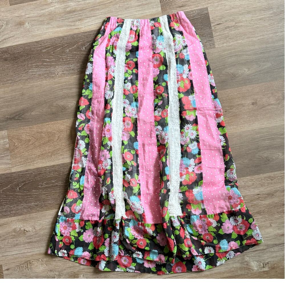 Vintage 1970s Chessa Davis Maxi festival Skirt lace boho floral pink brown S/M